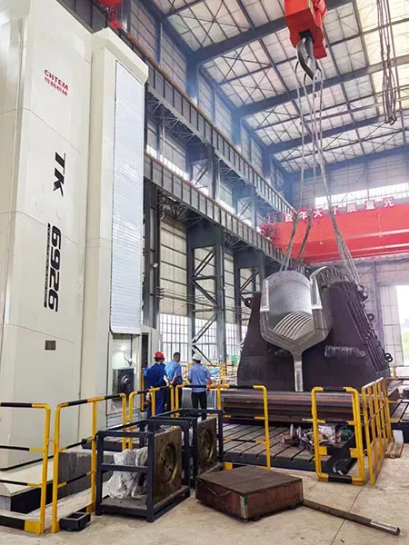 معدات وآلات التعدين