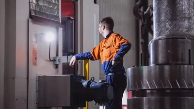 ماكينة الحفر والتفريز CNC لأحد العملاء من هولندا