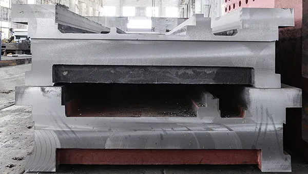 سرير الماكينة (القاعدة)