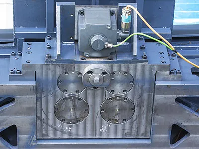 ماكينة الحفر والتفريز CNC نوع Planer