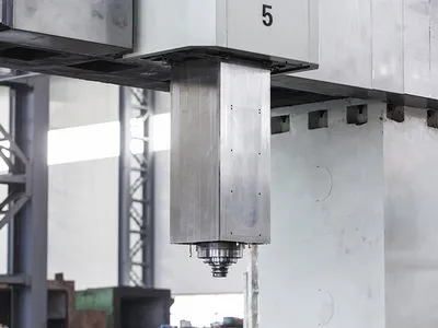 ماكينة حفر وتفريز CNC جسرية (جسر متحرك وطاولة ثابتة)